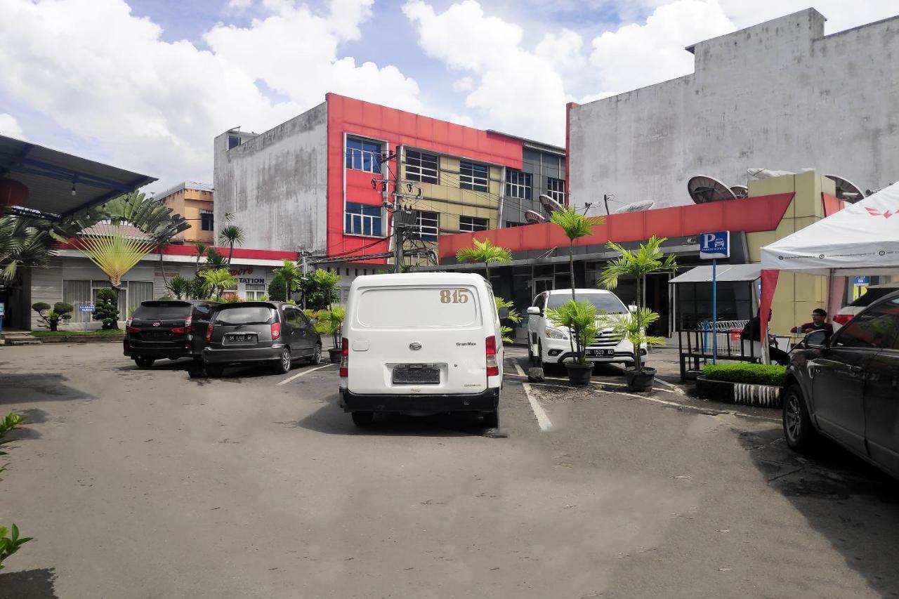 OYO 1377 Os Residence Medan Exterior foto